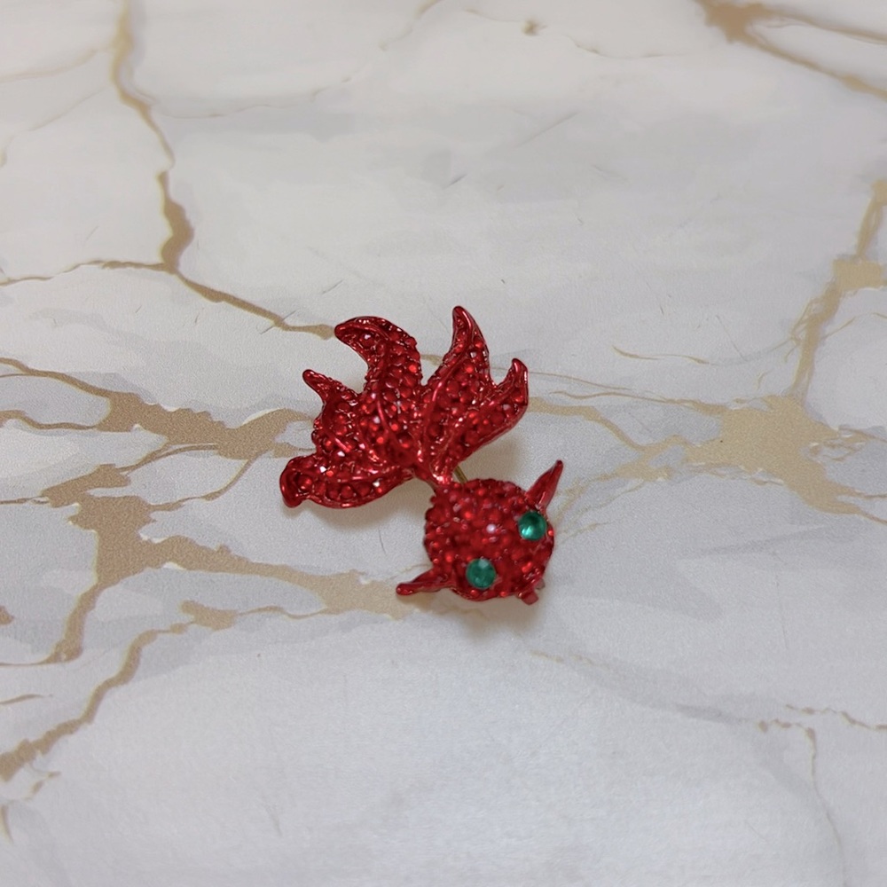 Adorable, crystal red goldfish pin